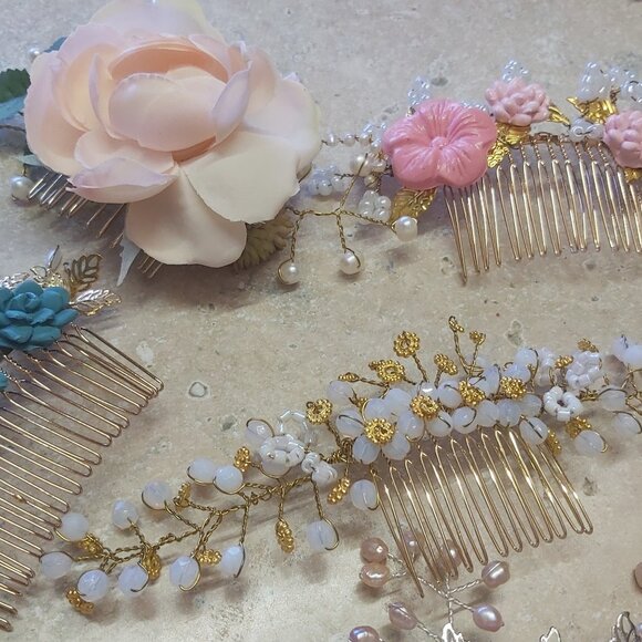Reseller lot of 15 combs and pins. Handmade here in the USA Flower hair things main image 2